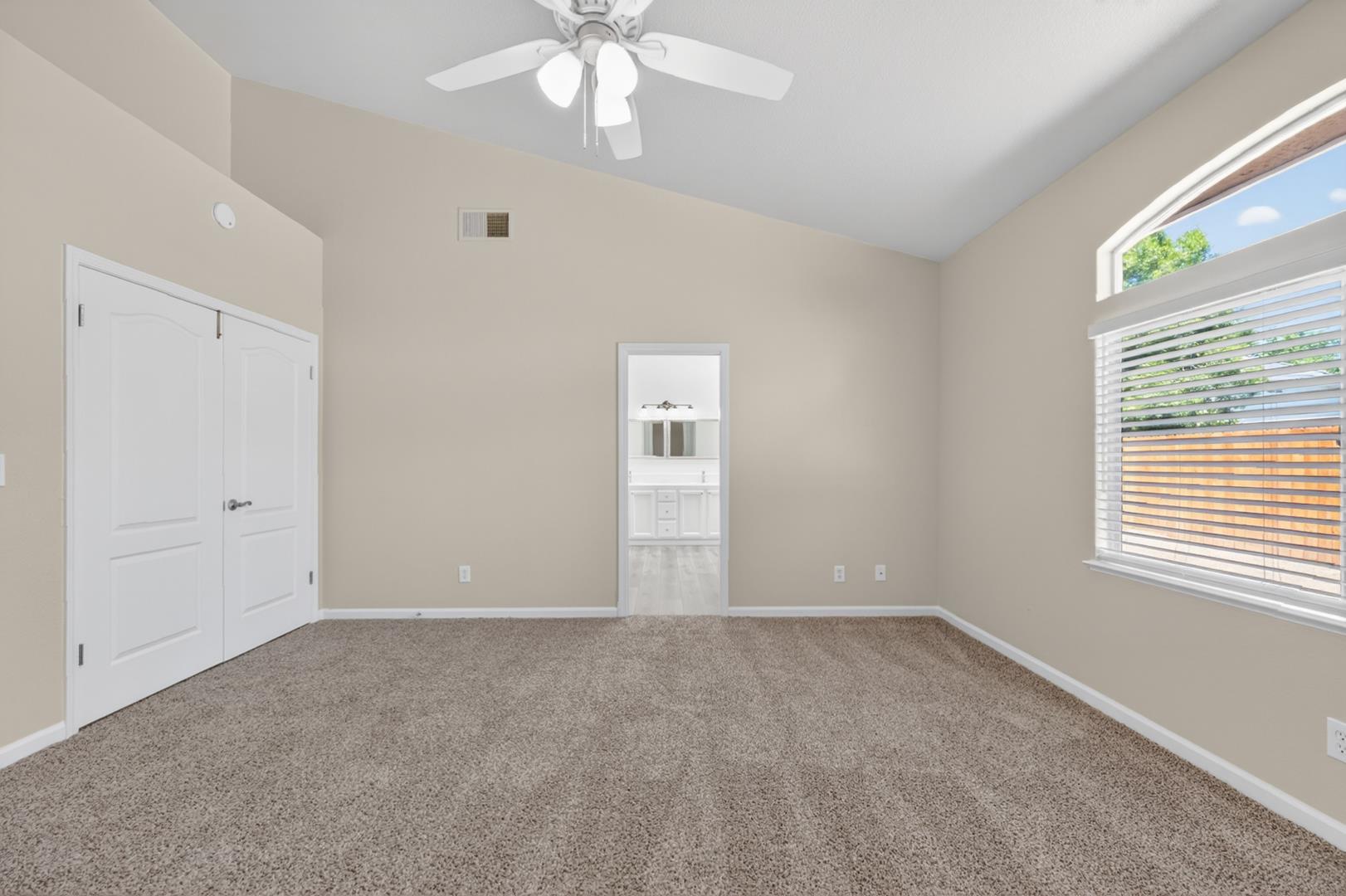 2228 E Yeargin Dr, photo 36