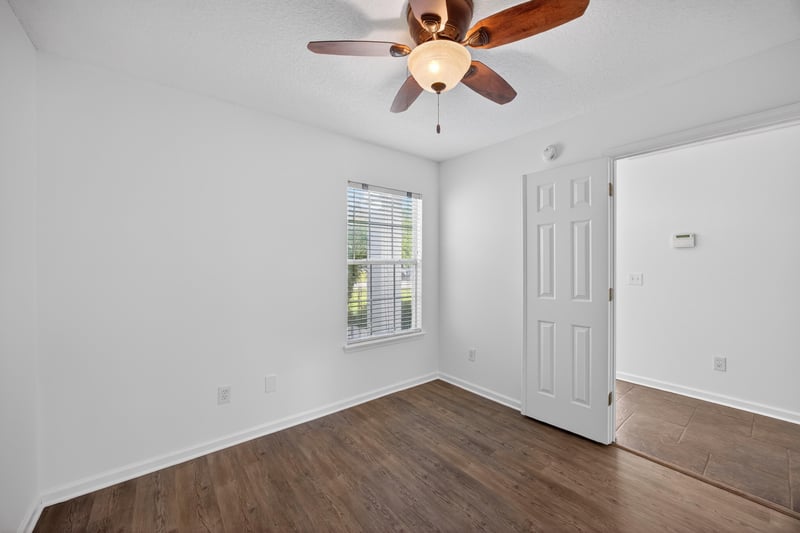Photo 35 of 2309 Millford Ln W, Jacksonville, FL 32246, photographed by Megapixeler