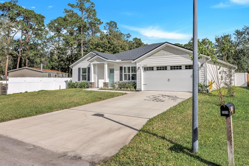 Photo 2 of 2373 Glen Gardner Dr, Jacksonville, FL 32246, photographed by Megapixeler