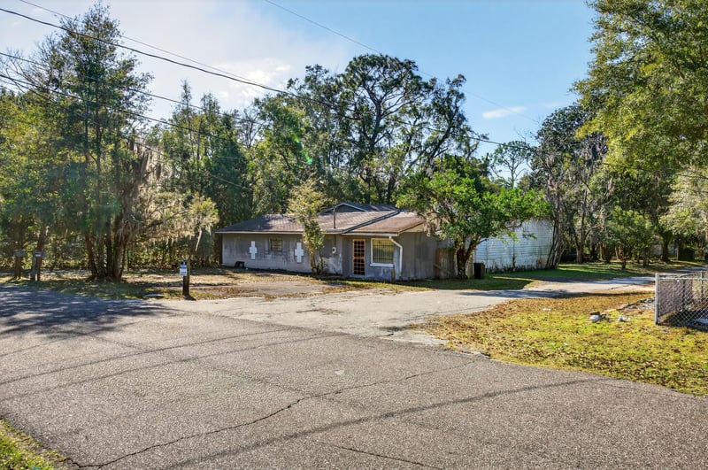 Photo 10 of 9620 Gibson Ave, Jacksonville, FL 32208, photographed by Megapixeler