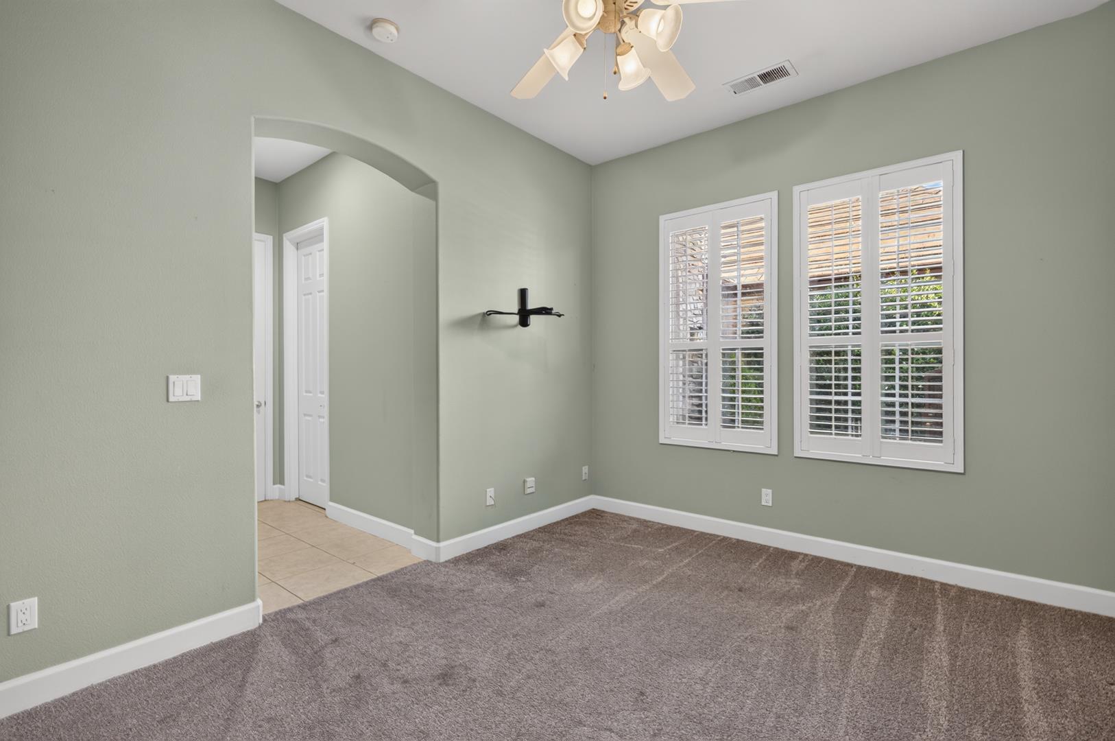 11 W Jordan Ave, photo 72