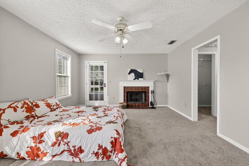 Photo 26 of 1425 Pinetree Rd, Jacksonville, FL 32207, photographed by Megapixeler