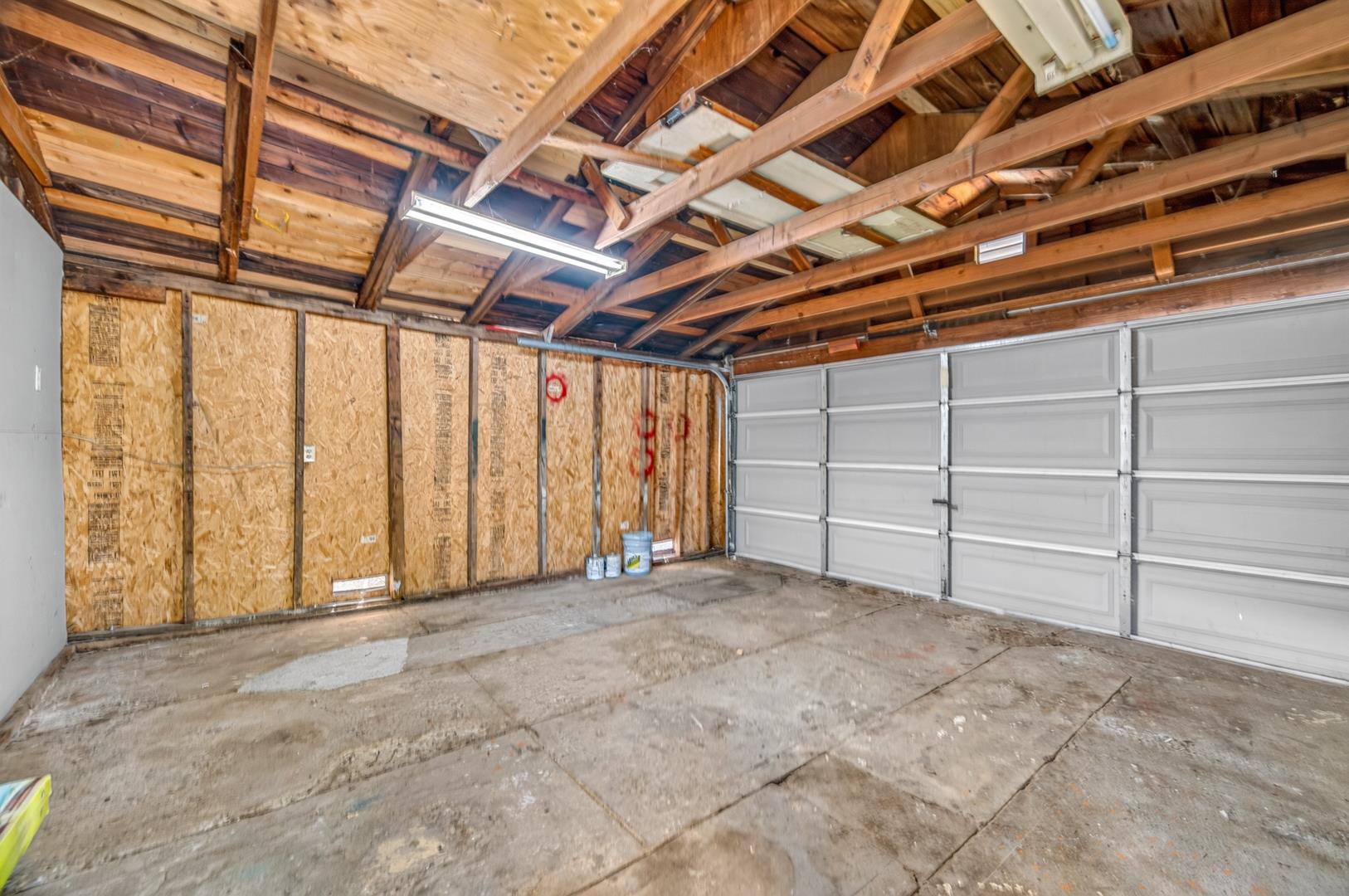 926 N Thorne Ave, photo 38