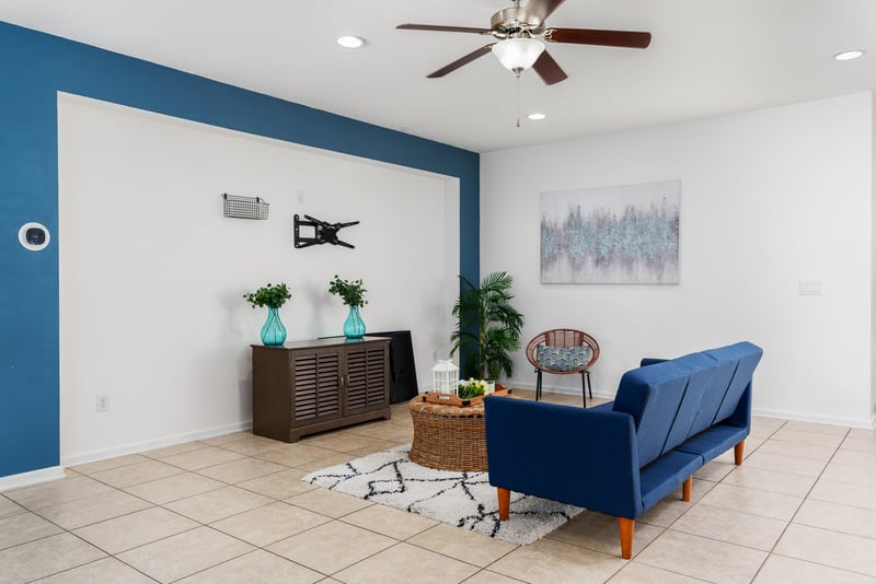Family Room at 11567 Sycamore Cv Ln, Jacksonville, FL 32218