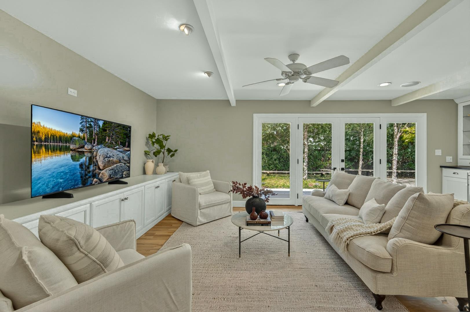 505 E Swift Ave, photo 32