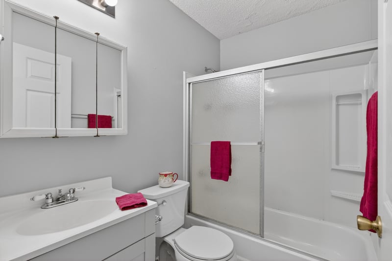 Bathroom with shower and vanity at 2164 Orangewood St, Middleburg, FL 32068