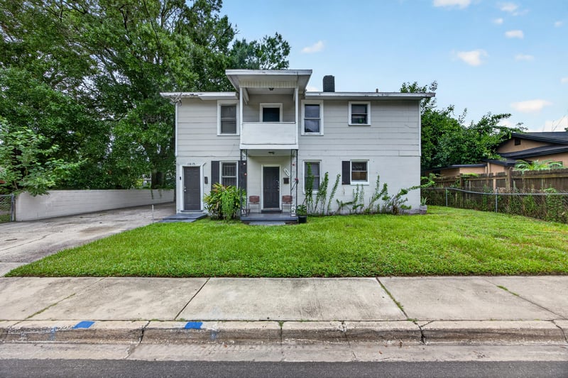 Photo 1 of 1811 Whitner St, Jacksonville, FL 32209, photographed by Megapixeler