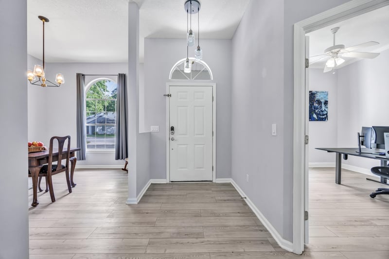 Interior Entrance at 4320 Brandon Glenn Ct, Jacksonville, FL 32258