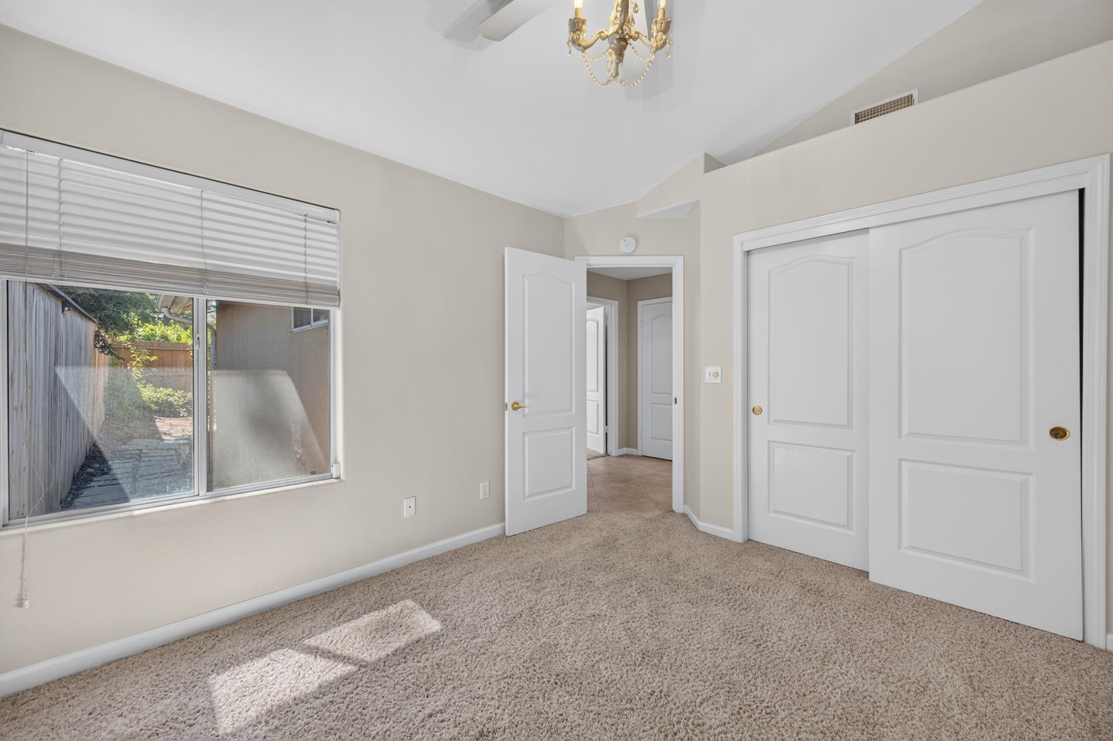 1327 E La France Dr, photo 36