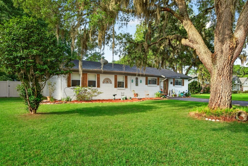Photo 6 of 580 Arthur Moore Dr, Green Cove Springs, FL 32043, photographed by Megapixeler