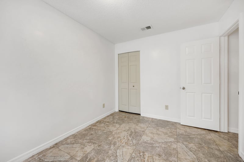 Photo 32 of 435 Jax Estates Dr N, Jacksonville, FL 32218, photographed by Megapixeler