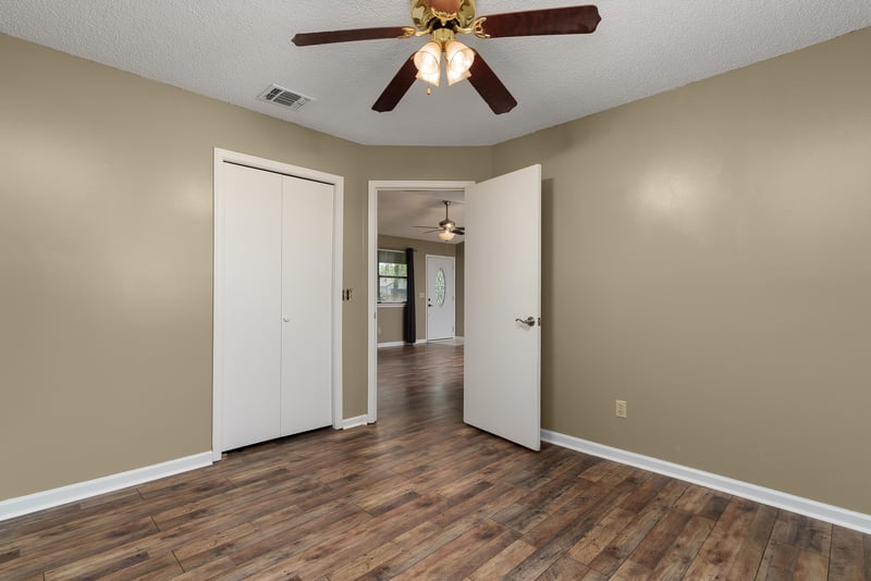 Photo 27 of 6092 Taylor Rd, Jacksonville, FL 32234, photographed by Megapixeler