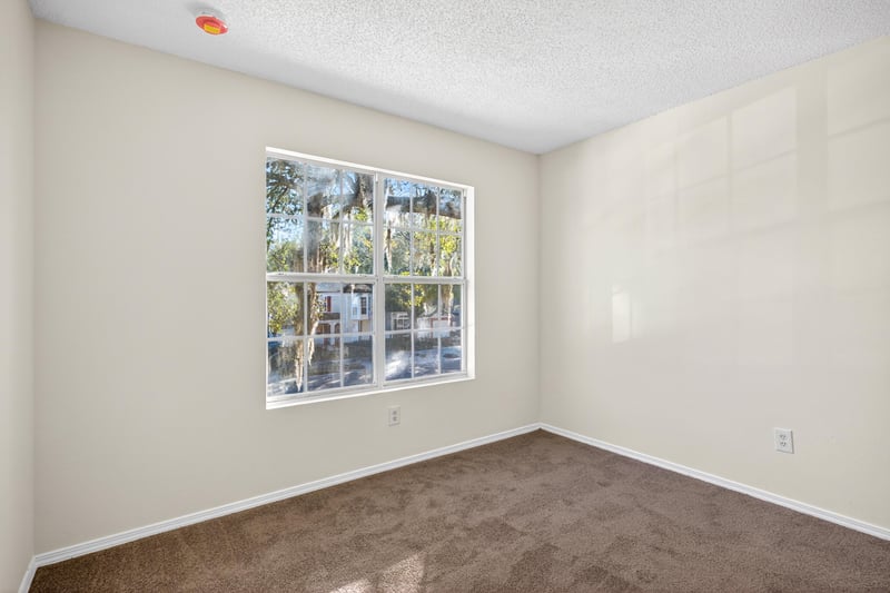 Photo 26 of 10986 Traci Lynn Dr, Jacksonville, FL 32218, photographed by Megapixeler
