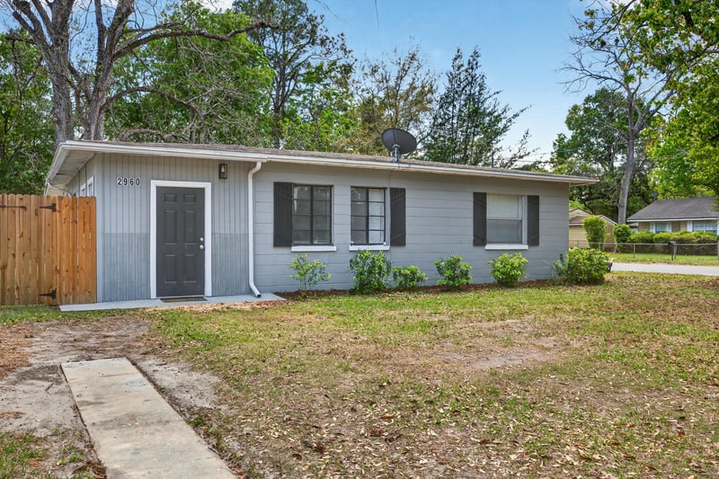 Photo 2 of 2960 W 10th St, Jacksonville, FL 32254, photographed by Megapixeler
