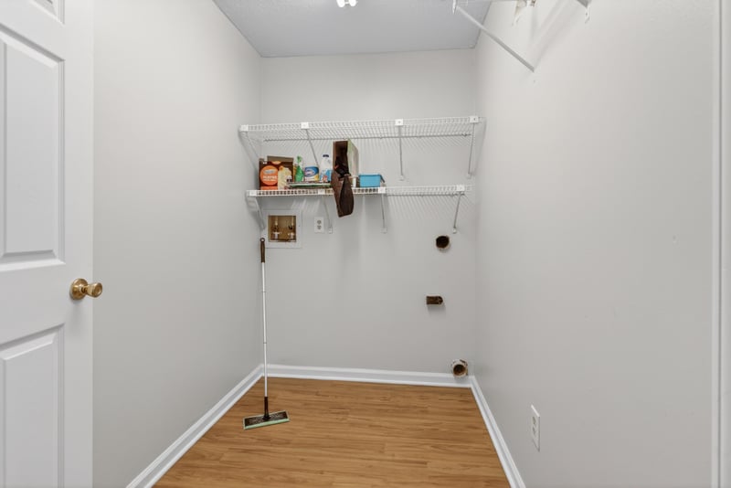 Laundry Room at 622 Valley Forge Rd N, Neptune Beach, FL 32266
