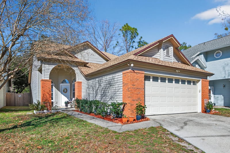 Photo 2 of 8051 Copperfield Cir N, Jacksonville, FL 32244, photographed by Megapixeler