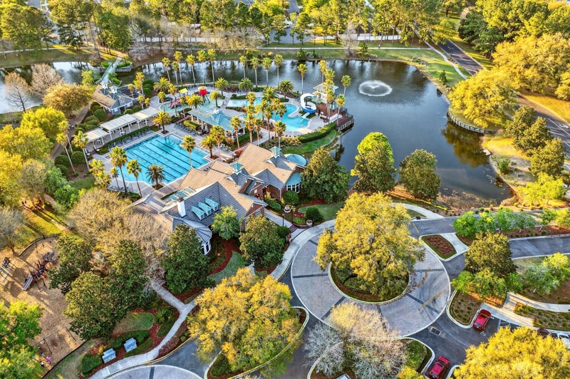 Aerial view of pools, fountain and lake in Oakleaf Plantation