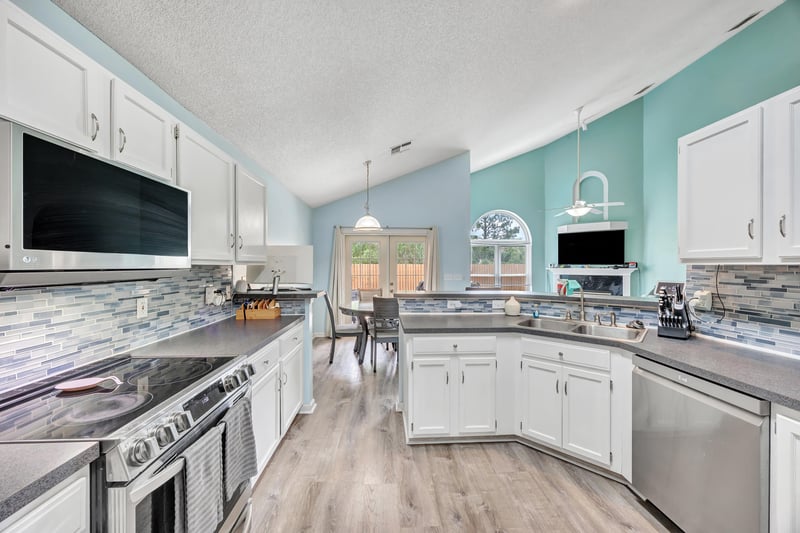 Photo 10 of 3719 Sea Hawk St E, Jacksonville, FL 32224, photographed by Megapixeler