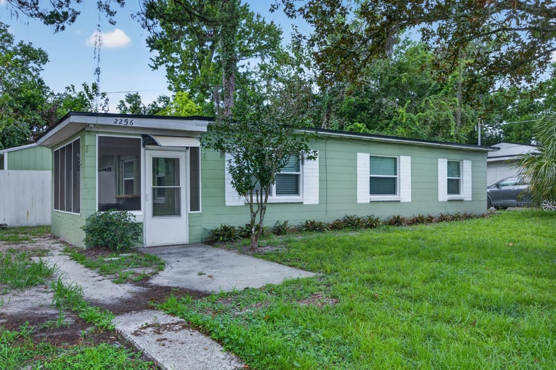 Front exterior, screened porch addition at 2256 Inwood Cir S, Jacksonville, FL
