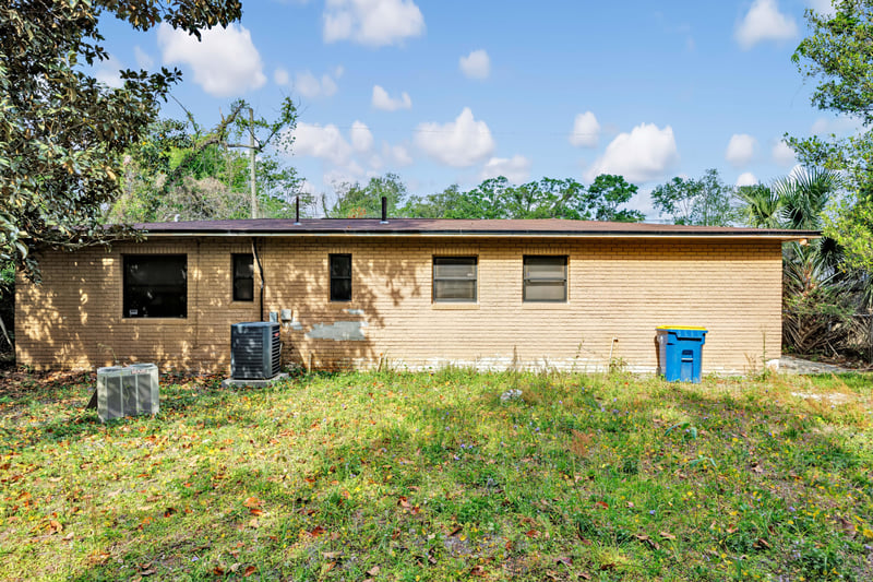 Photo 32 of 10303 Elmhurst Dr, Jacksonville, FL 32218, photographed by Megapixeler