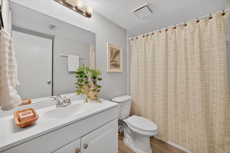 Photo 31 of 7622 Las Palmas Way, Jacksonville, FL 32256, photographed by Megapixeler