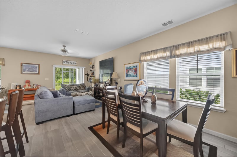 Photo 4 of 10302 Benson Lake Dr, Jacksonville, FL 32222, photographed by Megapixeler