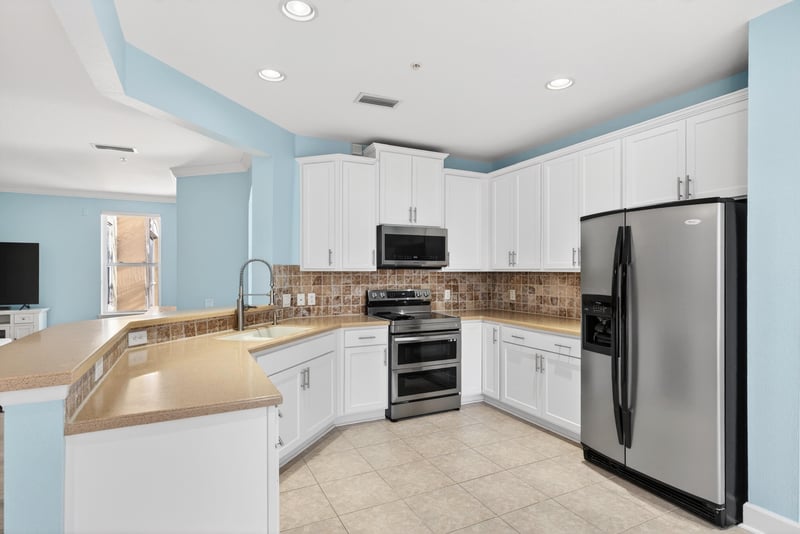 Photo 21 of 4480 Deerwood Lake Pkwy unit 432, Jacksonville, FL 32216, photographed by Megapixeler