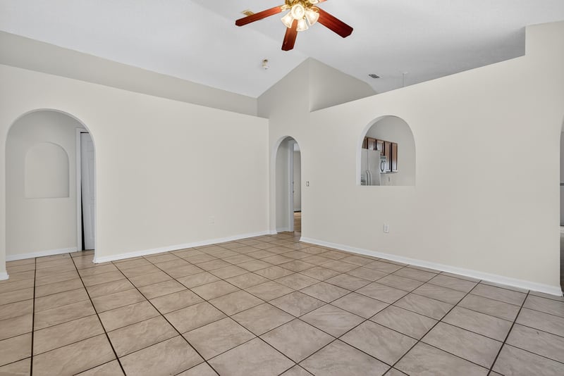Photo 7 of 2042 Wiley Oaks Ln, Jacksonville, FL 32210, photographed by Megapixeler