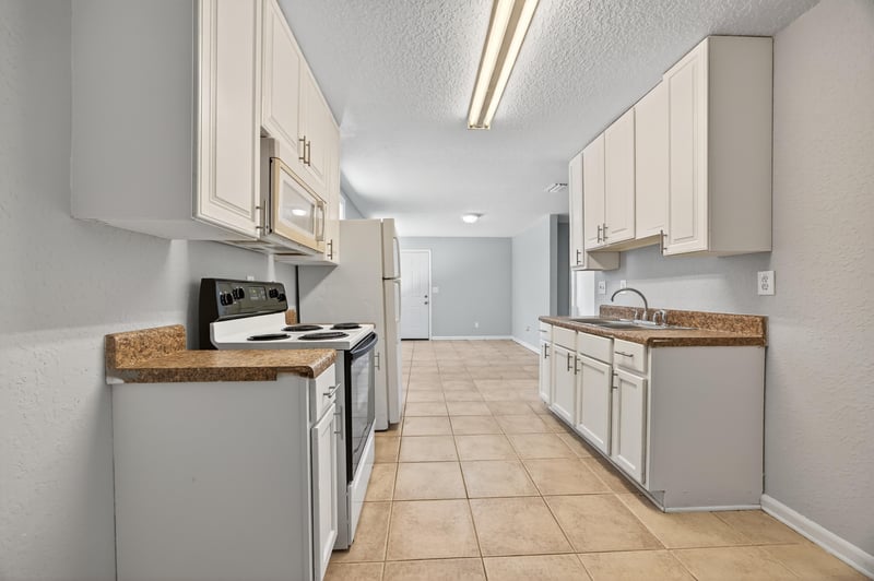 Photo 20 of 1011 Glencarin St, Jacksonville, FL 32208, photographed by Megapixeler
