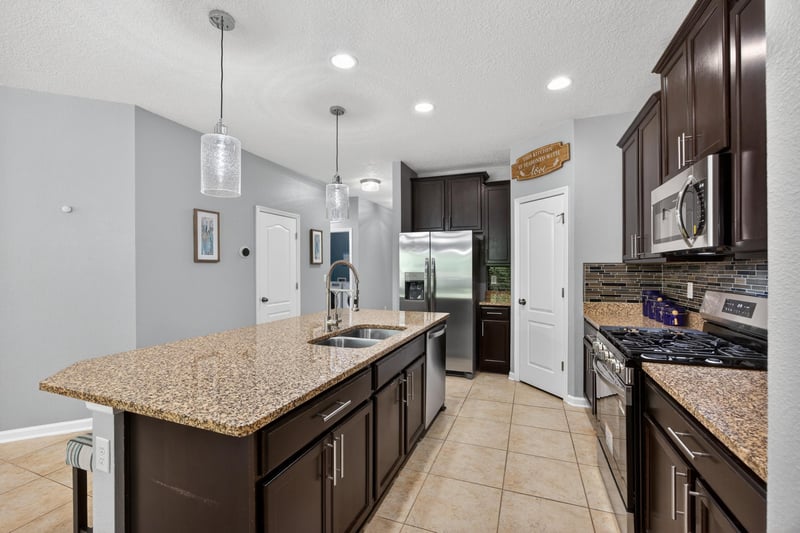 Photo 17 of 209 Willow Ridge Dr, Jacksonville, FL 32081, photographed by Megapixeler