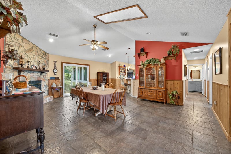 Photo 6 of 13210 Joeandy Rd N, Jacksonville, FL 32225, photographed by Megapixeler