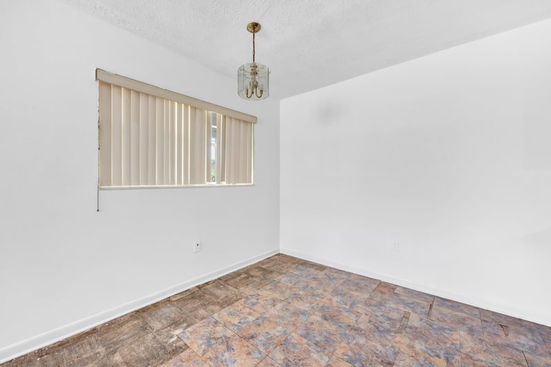 Photo 10 of 810 Moseley Ave, Palatka, FL 32177, photographed by Megapixeler