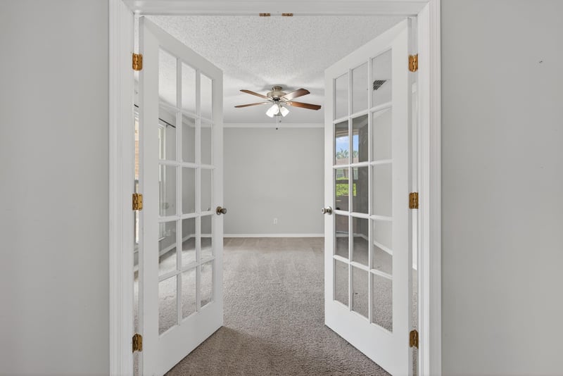 Photo 7 of 5353 Riverton Rd, Jacksonville, FL 32277, photographed by Megapixeler