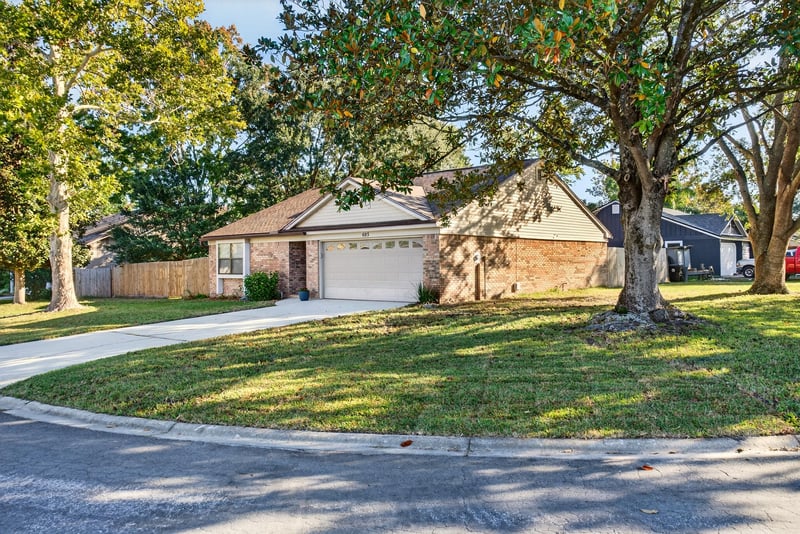 Photo 3 of 603 Benjamin Harrison St, Orange Park, FL 32073, photographed by Megapixeler
