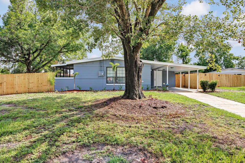 Photo 1 of 10707 Indies Dr N, Jacksonville, FL 32246, photographed by Megapixeler