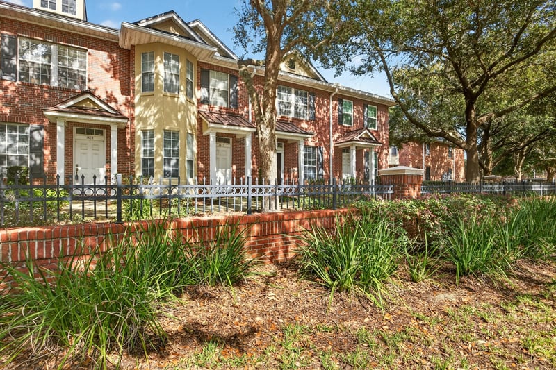 Photo 4 of 1472 Pitney Cir, Jacksonville, FL 32225, photographed by Megapixeler