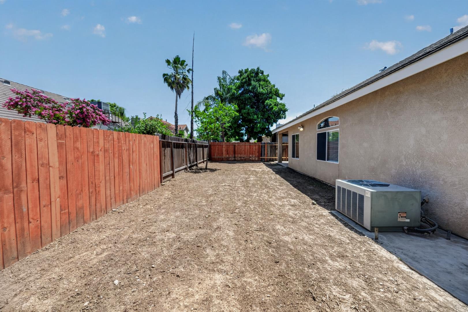 2228 E Yeargin Dr, photo 57