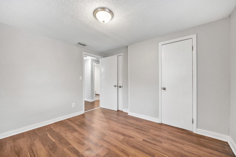 Photo 6 of 1750 W 29th St, Jacksonville, FL 32209, photographed by Megapixeler