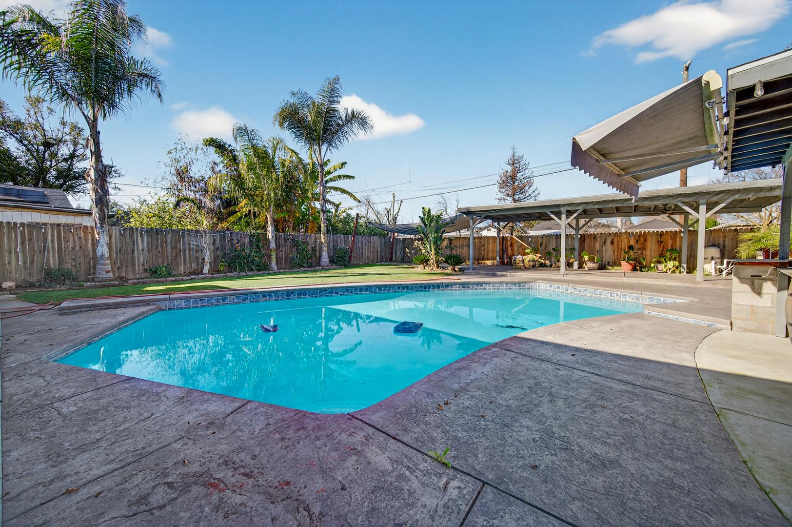 1524 W Fountain Way, photo 49