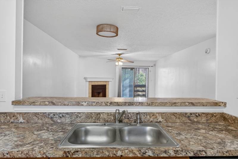 Photo 19 of 1604 Arcadia Dr, Jacksonville, FL 32207, photographed by Megapixeler