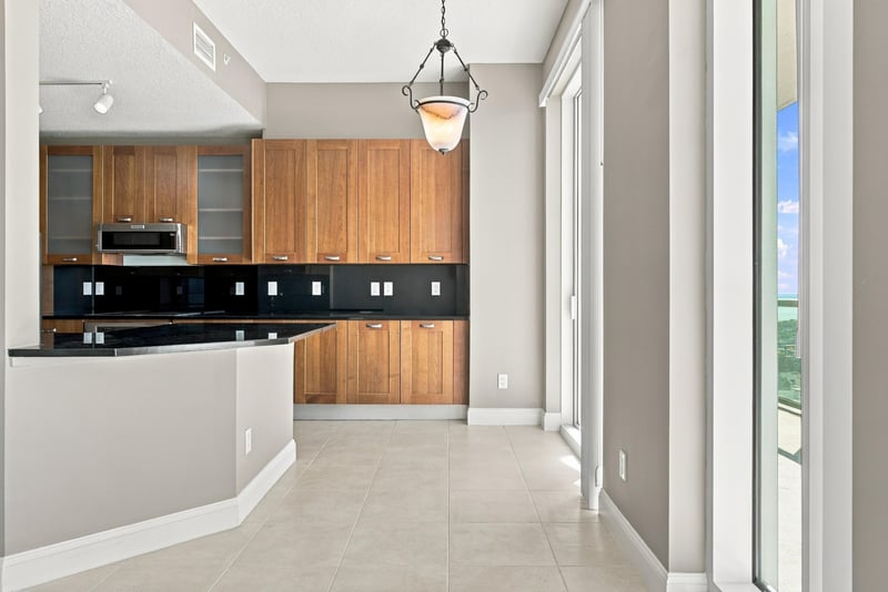 Kitchen counter and cabinet detail, photographed by Megapixeler on Riverplace Blvd, Jacksonville