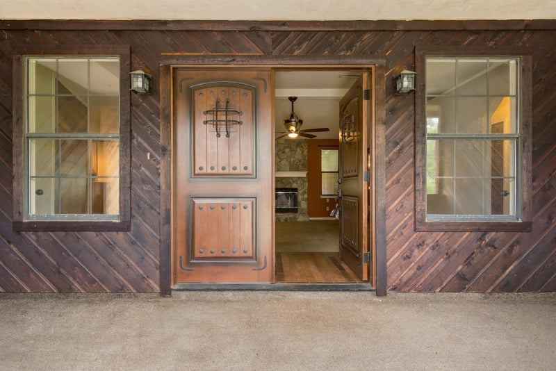 Front doors open toward interior entry hall at 2915 Trenton Ct, Orange Park, FL