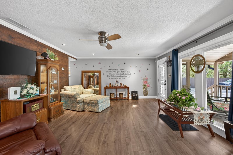 Photo 8 of 3561 Capper Rd, Jacksonville, FL 32218, photographed by Megapixeler