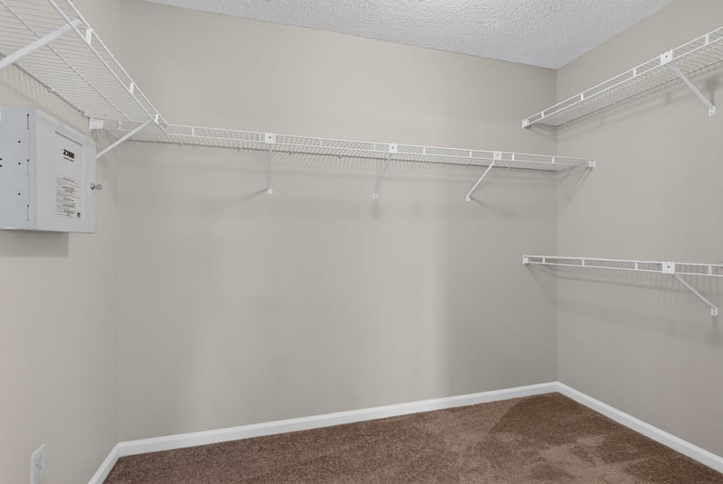 Walk-in closet with wire shelving at 400 Ashcroft Landing Dr, Jacksonville, FL 32225