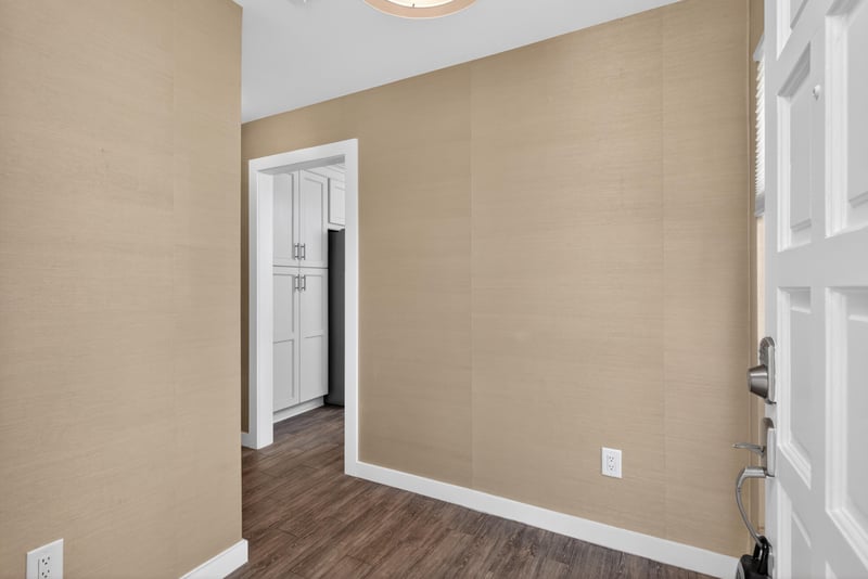Photo 5 of 8137 Village Gate Ct, Jacksonville, FL 32217, photographed by Megapixeler