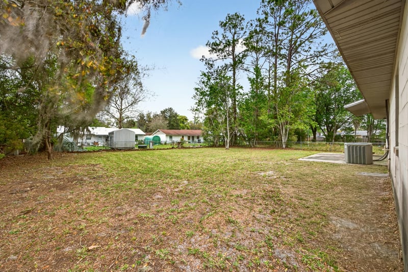 Photo 17 of 1506 North St, Green Cove Springs, FL 32043, photographed by Megapixeler