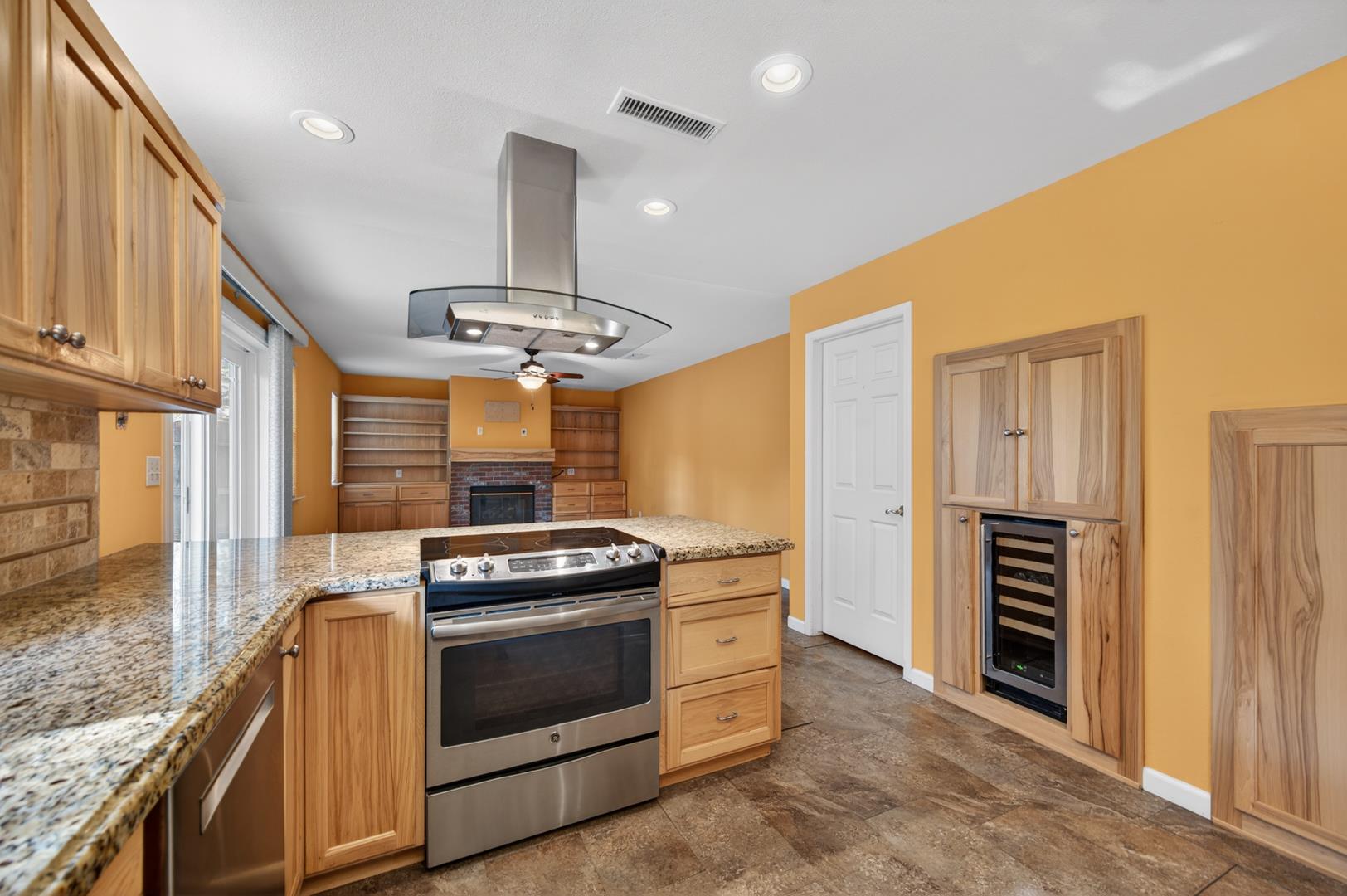 1881 E Frederick Ave, photo 7