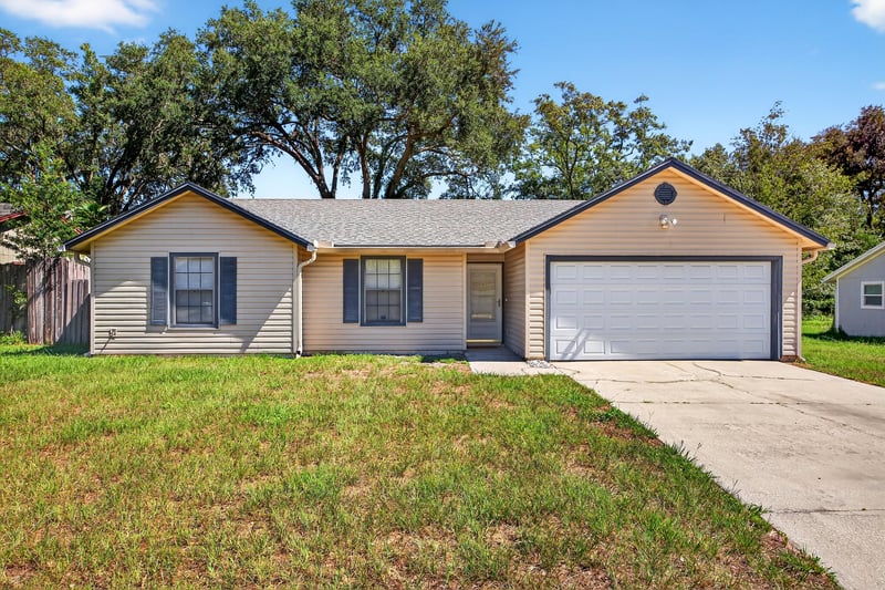 Photo 1 of 7987 Winterwood Ln, Jacksonville, FL 32210, photographed by Megapixeler