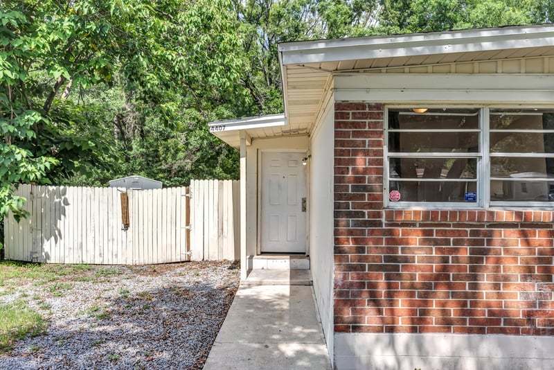 Photo 6 of 4407 Melvin Cir E, Jacksonville, FL 32210, photographed by Megapixeler
