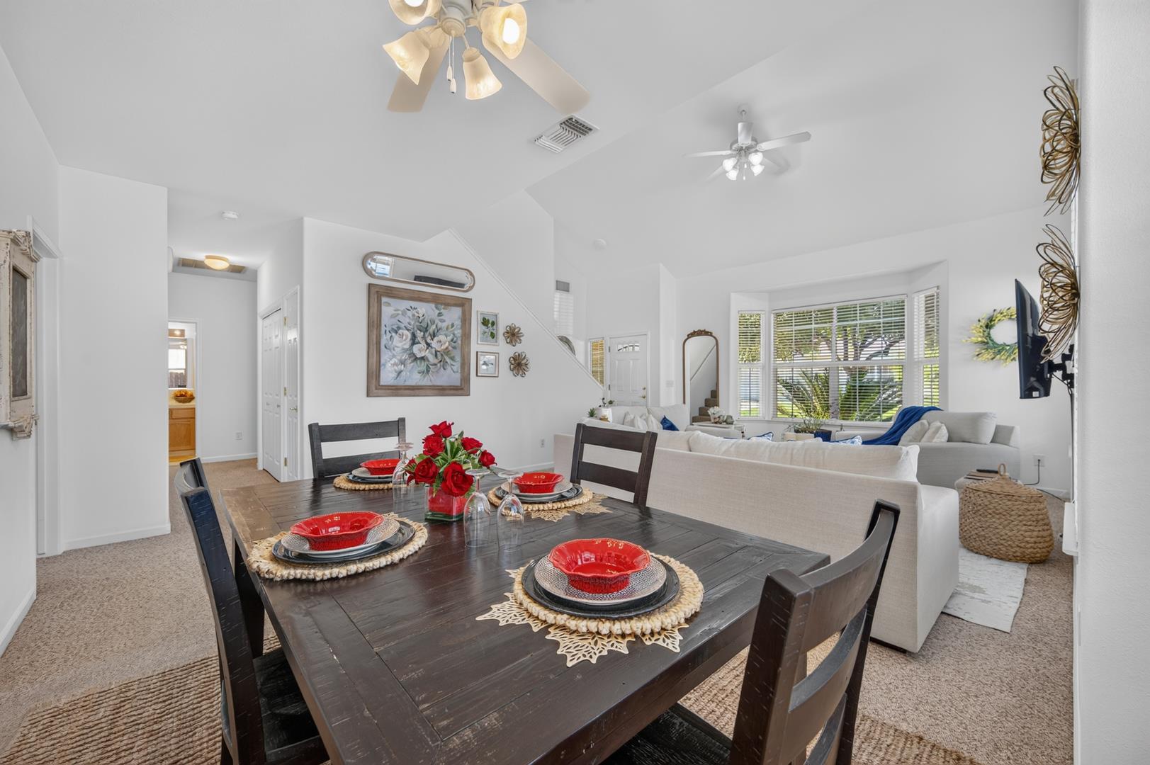 337 Village Dr, photo 37
